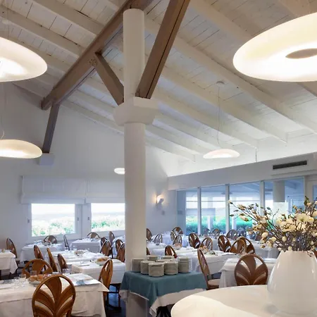 Hotel Mare Pineta 3*